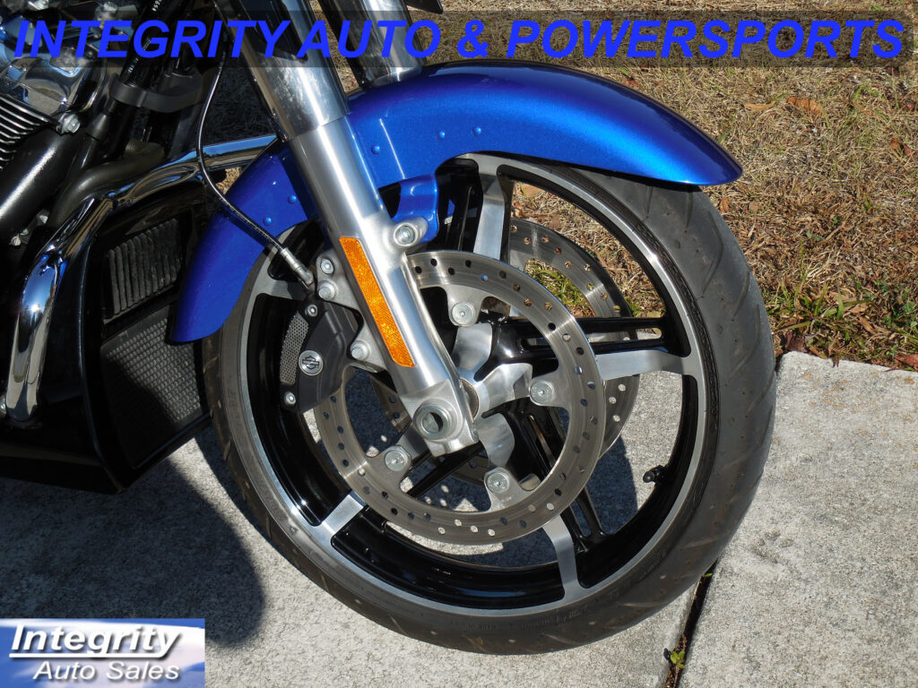 2024 HARLEY DAVIDSON STREET GLIDE 3K MILES BEAUTIFUL
