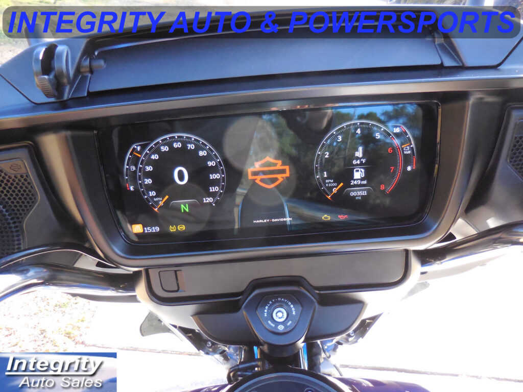 2024 HARLEY DAVIDSON STREET GLIDE 3K MILES BEAUTIFUL